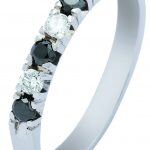 ringen-afbeeldingen-gouden-witgouden-alliance-ring-afbeelding-met-blauw-saffier-en-briljant-foto212