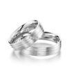 TR0556 model in mat 5,5 mm Trouwringen set kopen bestaande uit een vrouw en mannen ring met of zonder diamanten steen