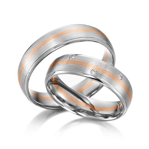 TR0578 model in wit met rood glans mat 5,5 mm Trouwringen set kopen bestaande uit een vrouw en mannen ring met of zonder diamanten steen