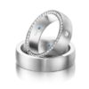 TR0678 model in fijn mat wit 6 mm Trouwringen set kopen bestaande uit een vrouw en mannen ring met of zonder diamanten steen