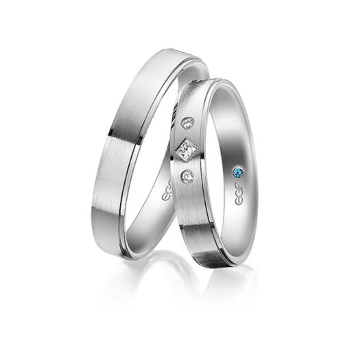 TR0689 model in mat en glans wit 4 mm Trouwringen set kopen bestaande uit een vrouw en mannen ring met of zonder diamanten steen