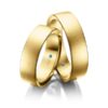 TR0830 model in overdwars mat geel 6,5 mm gladde Trouwringen geelgoud set kopen bestaande uit een vrouw en mannen ring