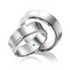 TR0840 model in mat wit 7 mm Trouwringen set kopen bestaande uit een vrouw en mannen ring met of zonder diamanten steen