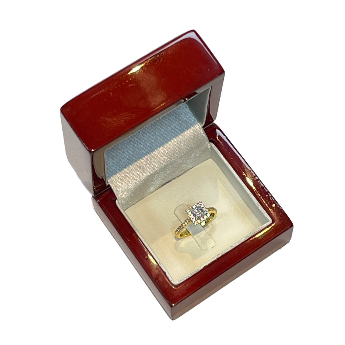 doosje-dwars-met-ring Background Removed ringen box
